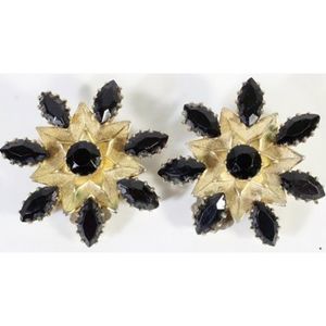 Vintage Weiss Goldtone Black Rhinestone Earrings